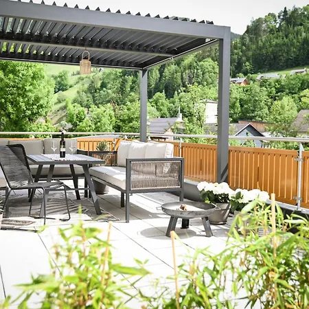 Dom wakacyjny Joloisia Mit Blick Auf Planai Schladming