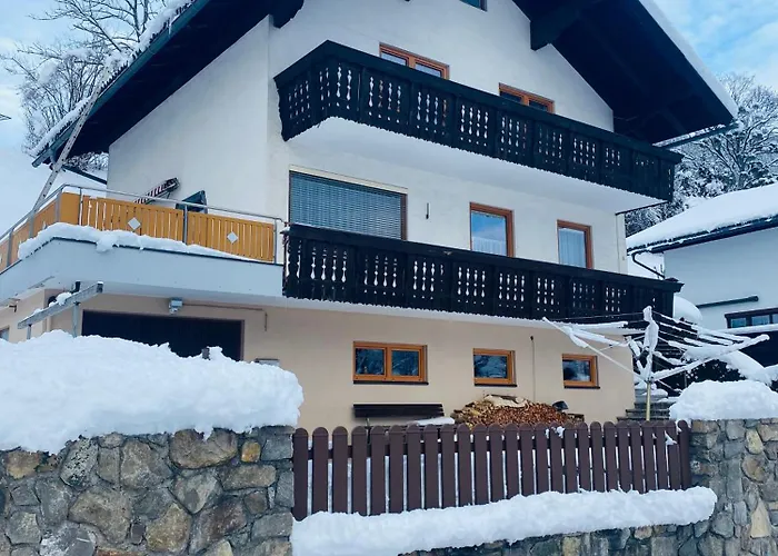 Joloisia Mit Blick Auf Planai Semesterbostad Schladming